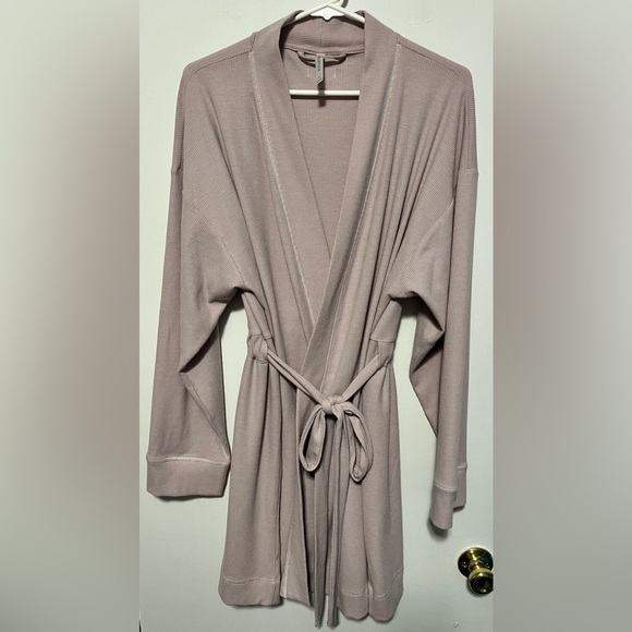Fabletics Waffle Robe Muted Mauve/Petal Women Size M - Picture 4 of 9